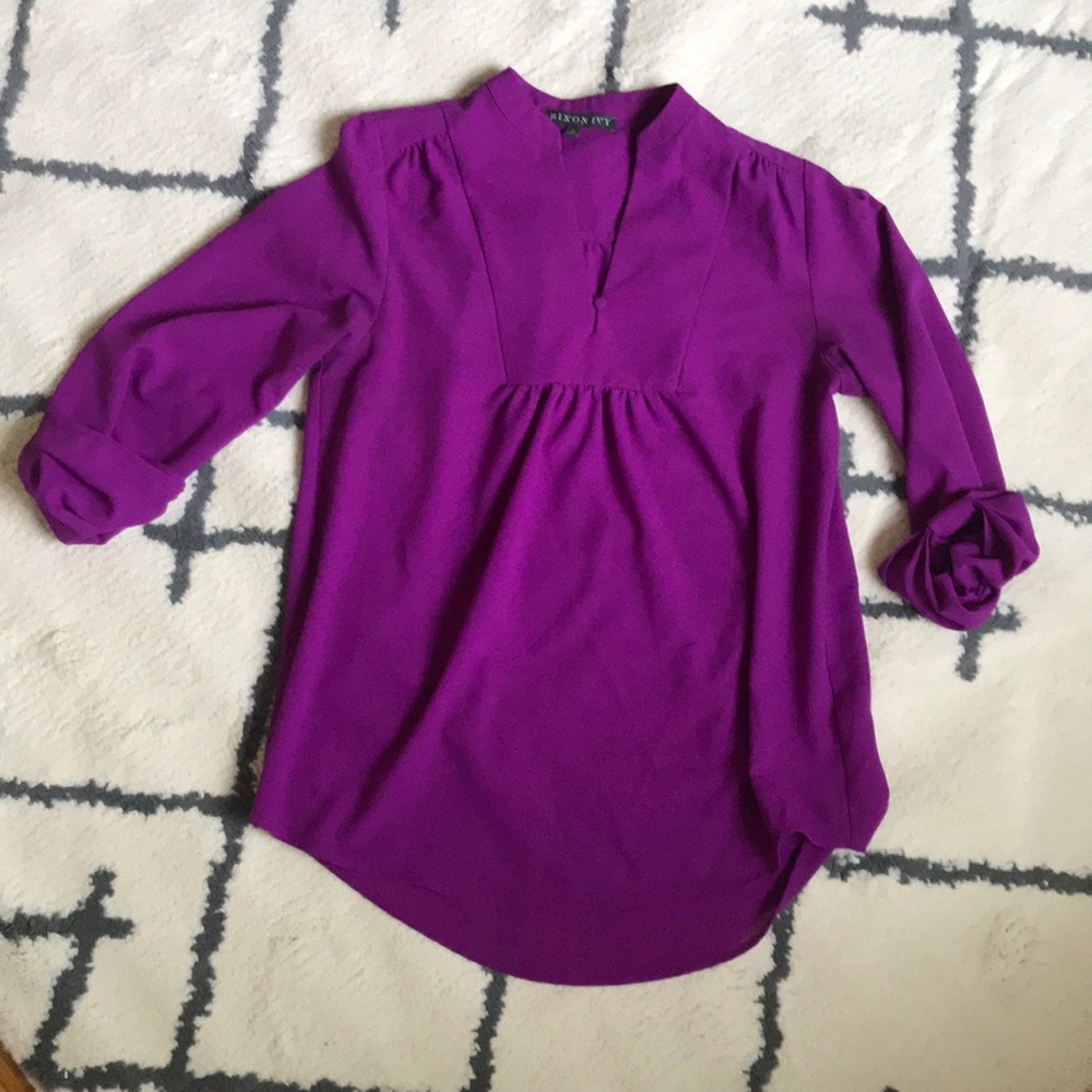 Blouse-light weight flowy - Picture 5 of 9